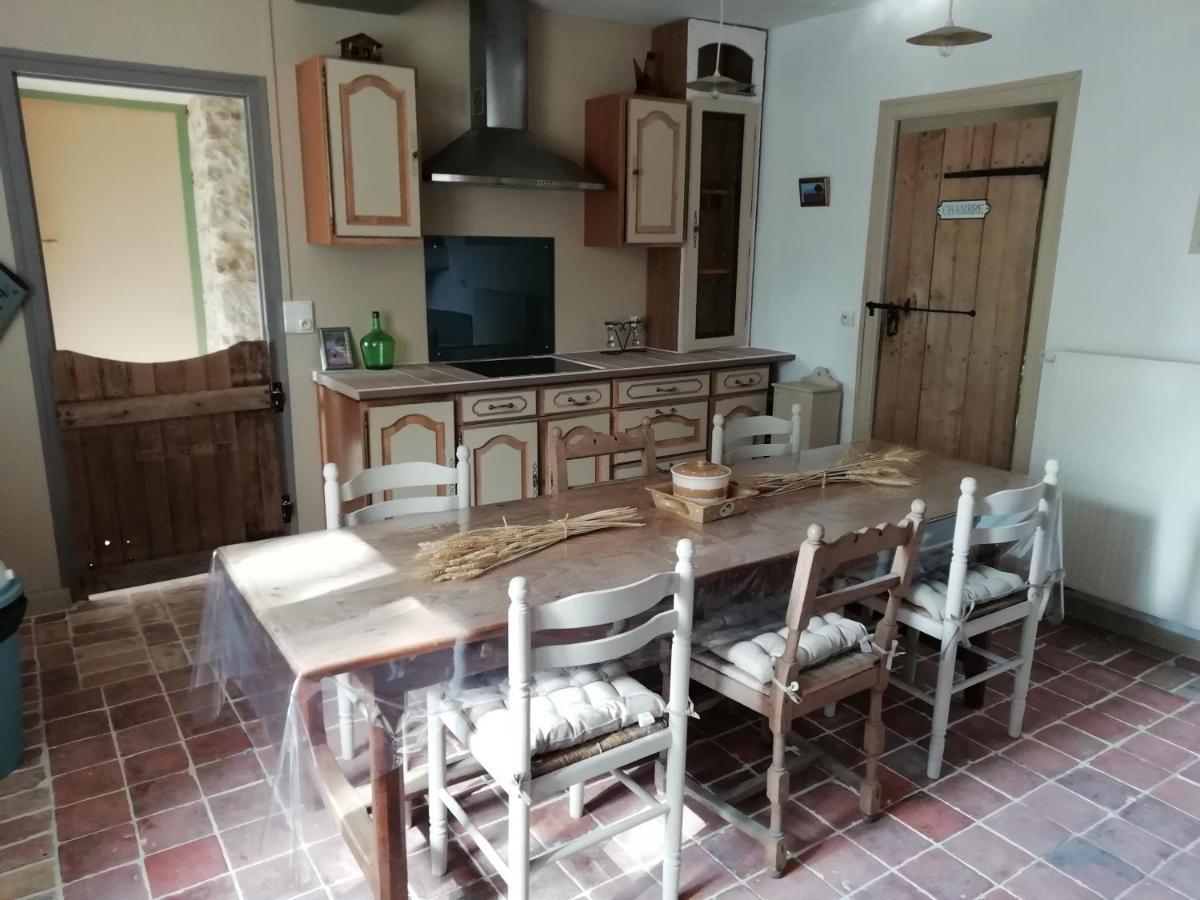 Вилла Les Bories En Champagne Montlevon Экстерьер фото