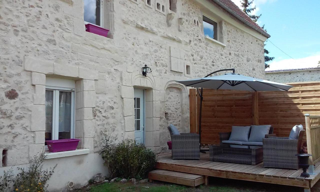 Вилла Les Bories En Champagne Montlevon Экстерьер фото