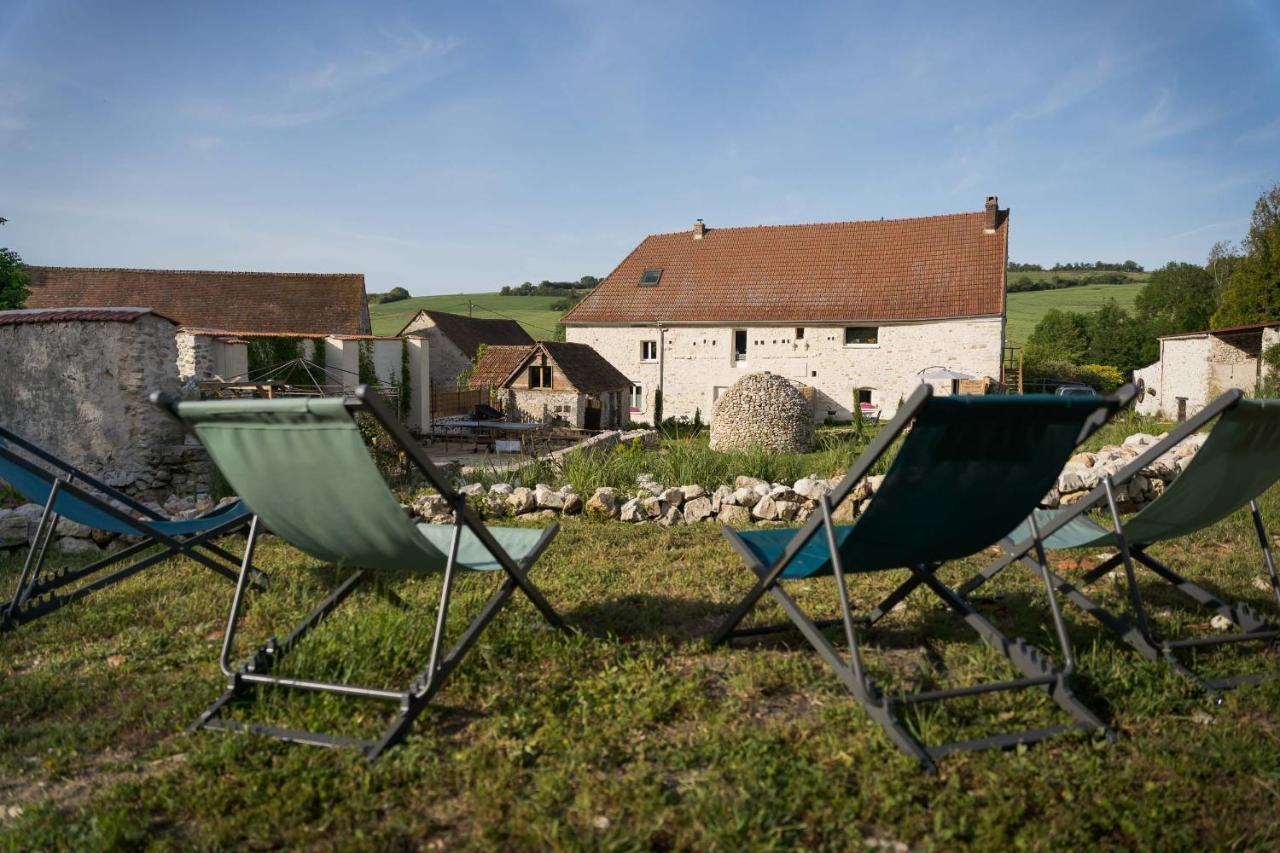 Вилла Les Bories En Champagne Montlevon Экстерьер фото