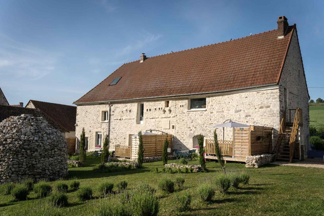 Вилла Les Bories En Champagne Montlevon Экстерьер фото